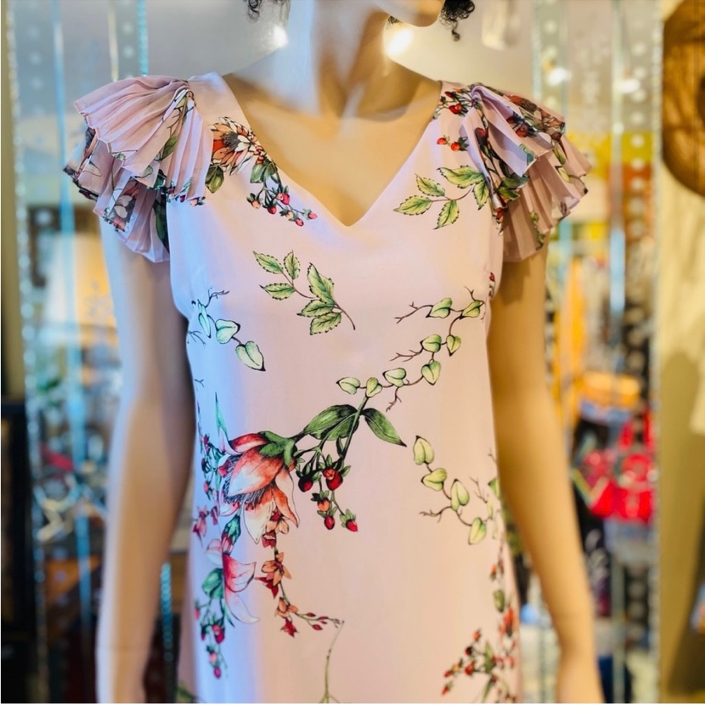 KIWE Pink Floral Dress (Size 6 US - European 36)